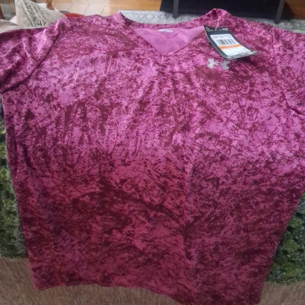 Under Armour Women's Patterned Pink V-Neck Blouse